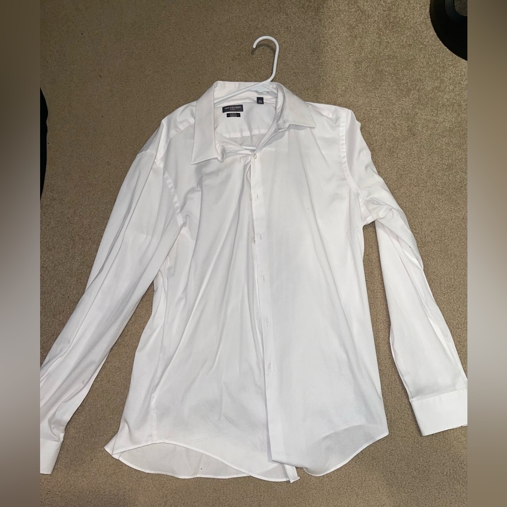White dress shirt